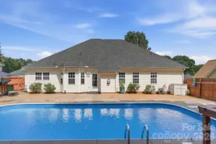 359 Linsbury Ct, Gastonia, NC 28056 - Photo 37
