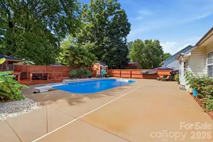 359 Linsbury Ct, Gastonia, NC 28056 - Photo 43