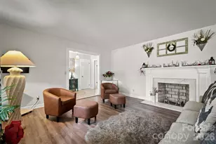 1009 Randolph Cir SE, Lenoir, NC 28645 - Photo 9