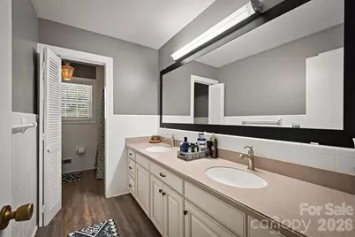 1009 Randolph Circle SE, Lenoir, NC 28645 - Photo 19
