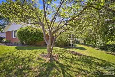 1009 Randolph Circle SE, Lenoir, NC 28645 - Photo 25