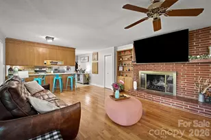 1009 Randolph Cir SE, Lenoir, NC 28645 - Photo 5