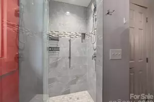 185 Duckworth Ave, Brevard, NC 28712 - Photo 13