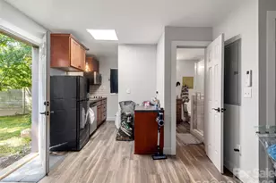 185 Duckworth Ave, Brevard, NC 28712 - Photo 21
