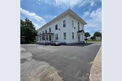 1909 E Ozark Avenue, Gastonia, NC 28054 - Photo 1
