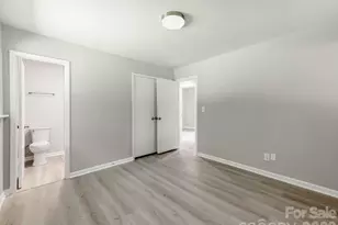 4925 Springview Rd, Charlotte, NC 28213 - Photo 15