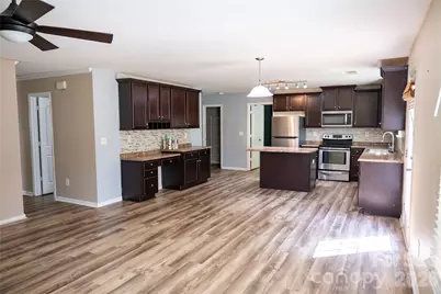 9702 Pond Vista Court, Charlotte, NC 28216 - Photo 11