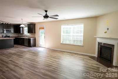9702 Pond Vista Court, Charlotte, NC 28216 - Photo 9