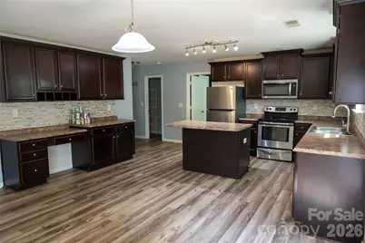 9702 Pond Vista Court, Charlotte, NC 28216 - Photo 13