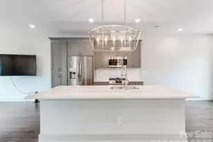 931 Cityscape Dr, Charlotte, NC 28205 - Photo 11