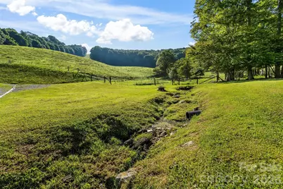 2345 Sugar Camp Road, Marshall, NC 28753 - Photo 3
