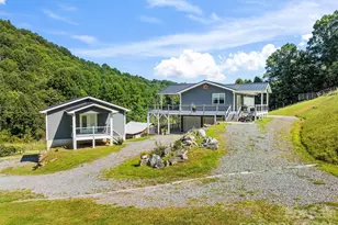 2345 Sugar Camp Rd, Marshall, NC 28753 - Photo 11