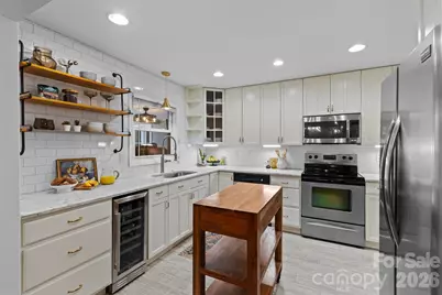 4801 Fairheath Road, Charlotte, NC 28210 - Photo 13