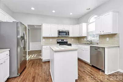 9101 Dartington Lane, Waxhaw, NC 28173 - Photo 5