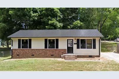 100 W Nims Avenue, Mount Holly, NC 28120 - Photo 1