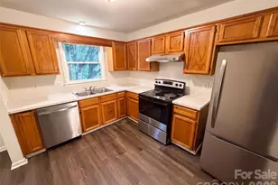 6409 Tivoli Ct, Charlotte, NC 28211 - Photo 13