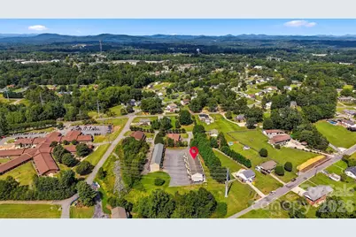 102 King Henry Lane, Granite Falls, NC 28630 - Photo 3