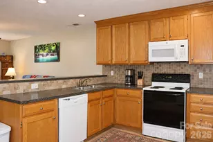 102 King Henry Ln, Granite Falls, NC 28630 - Photo 35
