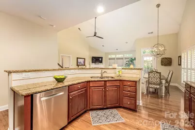 10211 Linksland Drive, Huntersville, NC 28078 - Photo 7