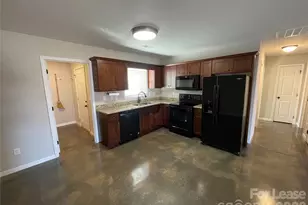 4429 Dillbrook Ln, Denver, NC 28037 - Photo 5