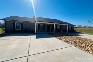 4429 Dillbrook Ln, Denver, NC 28037 - Photo 1