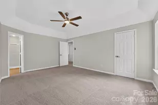 9013 Broad Ridge Ct, Charlotte, NC 28269 - Photo 9