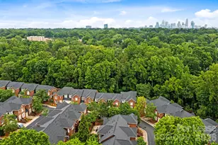 1192 Hampton Gardens Ln, Charlotte, NC 28209 - Photo 5