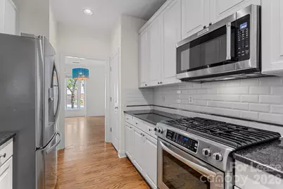 1192 Hampton Gardens Lane, Charlotte, NC 28209 - Photo 13