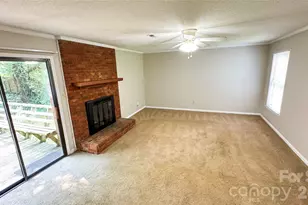 2820 Royal Ridge Ln, Charlotte, NC 28212 - Photo 9