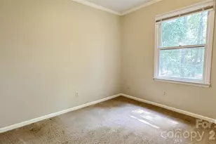 2820 Royal Ridge Ln, Charlotte, NC 28212 - Photo 11