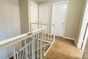 2820 Royal Ridge Ln, Charlotte, NC 28212 - Photo 17