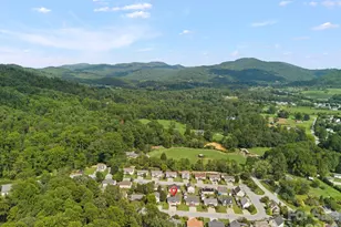 78 W Newberry Dr, Fletcher, NC 28732 - Photo 25