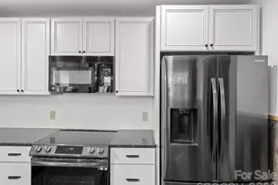 10 Monte Vista Cir, Candler, NC 28715 - Photo 11