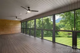364 Hallelujah Hl Ln, Columbus, NC 28722 - Photo 11