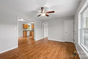53 W Newberry Dr, Fletcher, NC 28732 - Photo 5