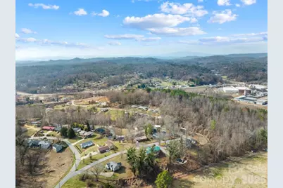 430 Arlington Circle NW, Lenoir, NC 28645 - Photo 37