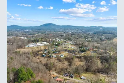 430 Arlington Circle NW, Lenoir, NC 28645 - Photo 35