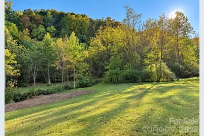 3786 US 70 Highway E, Marion, NC 28752 - Photo 5