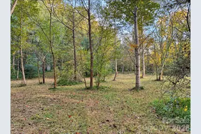 3786 US 70 Highway E, Marion, NC 28752 - Photo 11