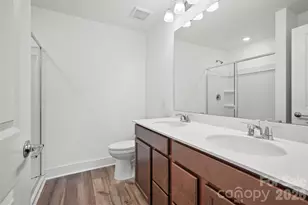 1013 Revival Row, Charlotte, NC 28208 - Photo 19