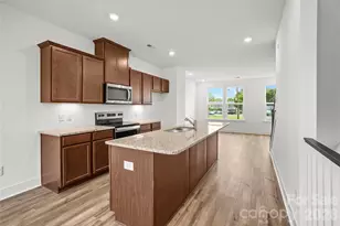 1013 Revival Row, Charlotte, NC 28208 - Photo 5
