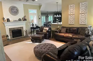 829 Savannah Pl Dr, Fort Mill, SC 29715 - Photo 3