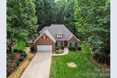 1928 Twin Ponds Drive, Hickory, NC 28602 - Photo 3