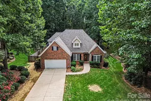 1928 Twin Ponds Dr, Hickory, NC 28602 - Photo 3