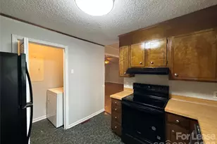 7905 Haverstraw Ct, Charlotte, NC 28212 - Photo 5