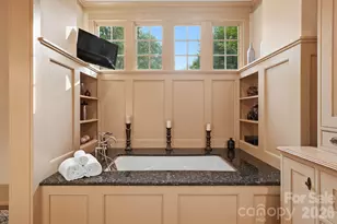 10220 Wildlife Rd, Charlotte, NC 28278 - Photo 19