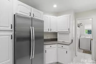386 Madison Heights Dr, Marshall, NC 28753 - Photo 11