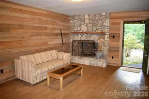 173 Mountain Haven Ln, Zirconia, NC 28790 - Photo 17