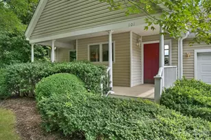 101 Valley Hill Dr, Hendersonville, NC 28791 - Photo 3