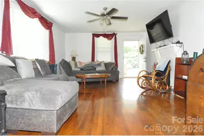 161 Walnut Street, Chester, SC 29706 - Photo 3